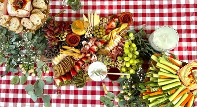 Small grazing table arrangement